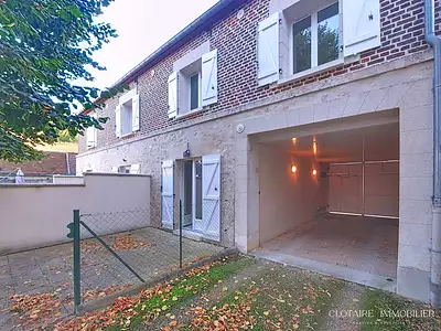 Immeuble, 240 m²