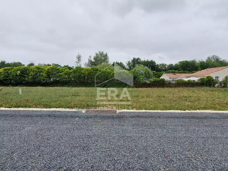 Terrain, 424 m²