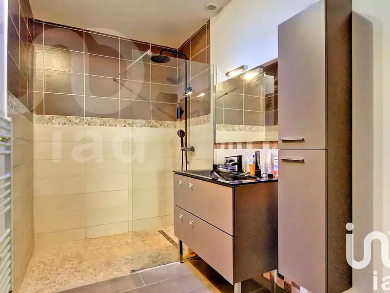 Maison, 77 m²