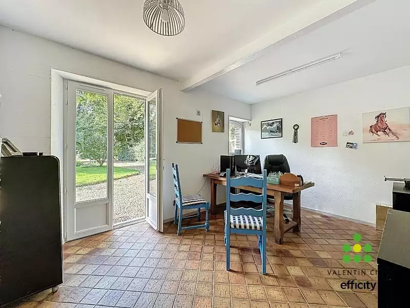Maison, 245 m²