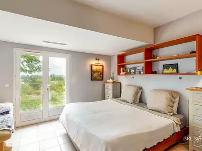 Maison, 326 m²
