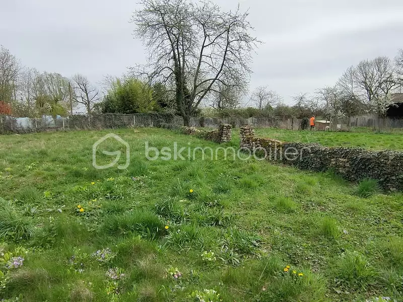 Terrain, 1 350 m²