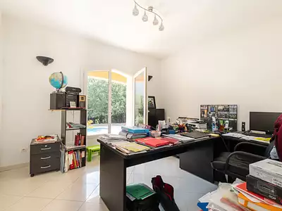 Maison, 390 m²
