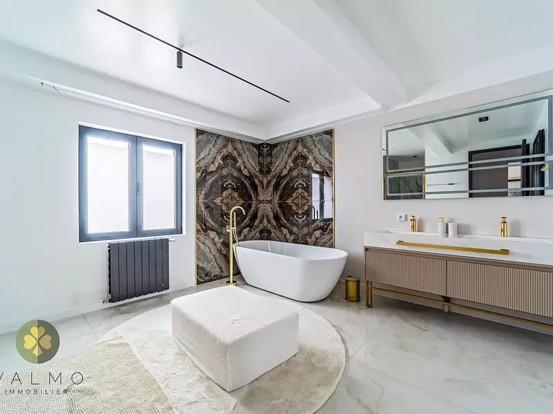Maison, 315 m²