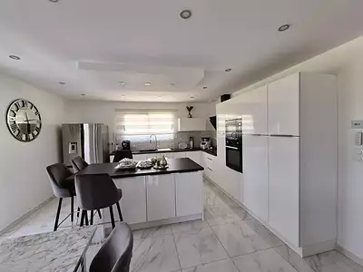 Maison, 160 m²