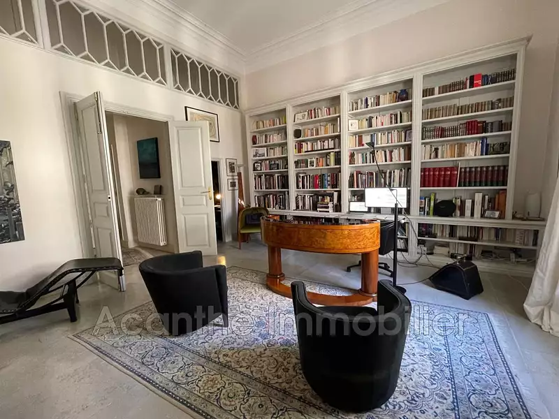 Appartement, 196 m²