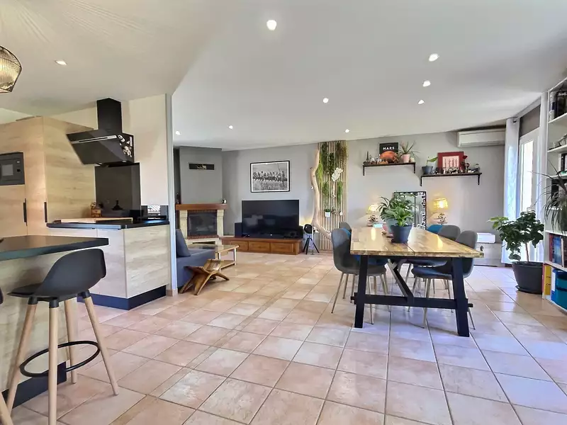 Maison, 93 m²