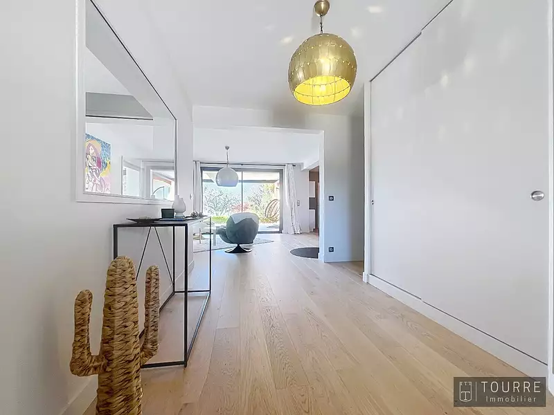 Maison, 240 m²