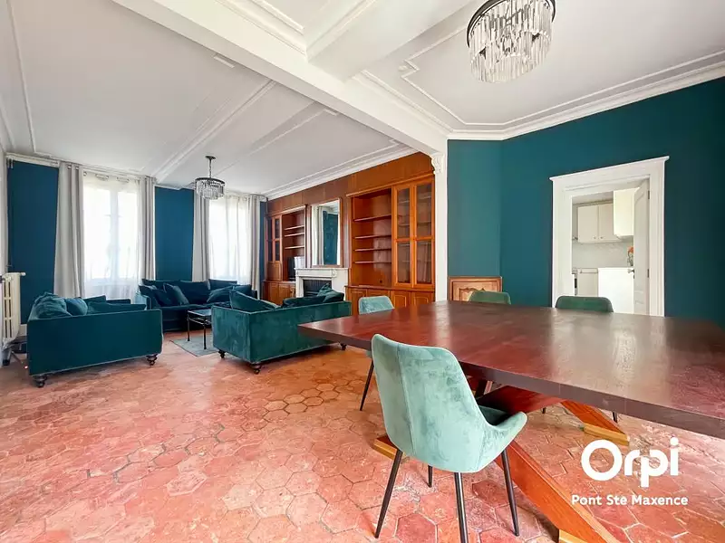 Maison, 298 m²
