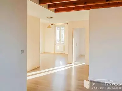 Immeuble, 198,7 m²