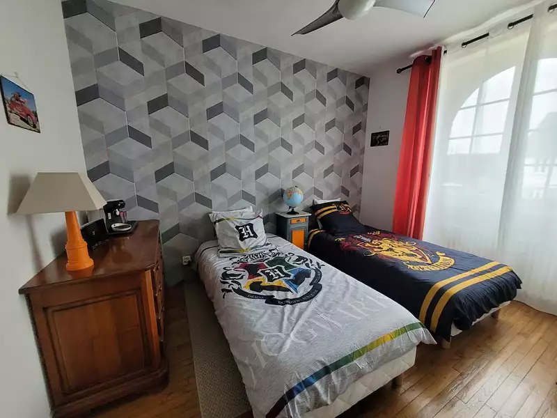 Maison, 243 m²