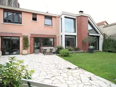 Maison, 280 m²