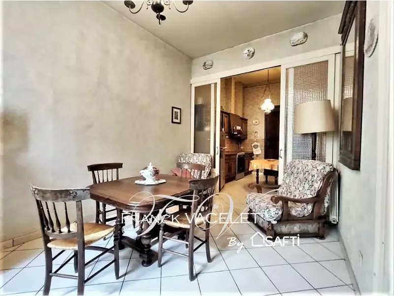 Maison, 165 m²