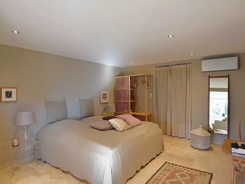 Maison, 283 m²