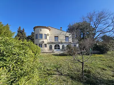Maison, 185 m²