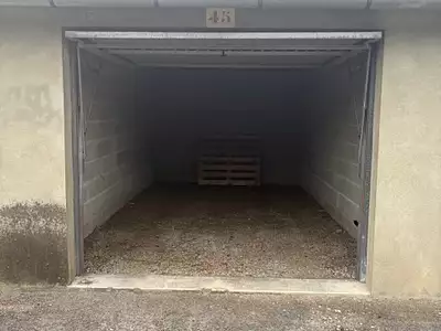 Parking, 15 m²
