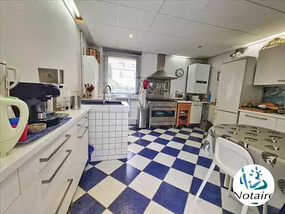 Maison, 275 m²