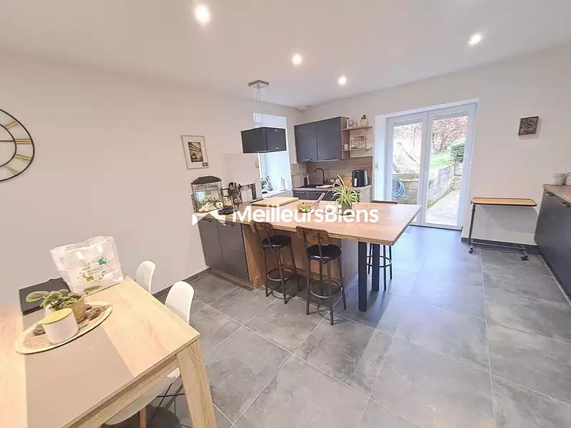 Maison, 178 m²