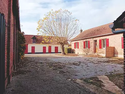 Maison, 244 m²