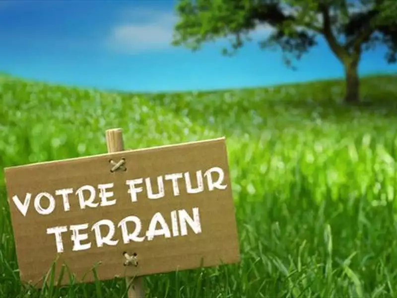 Terrain, 751 m²