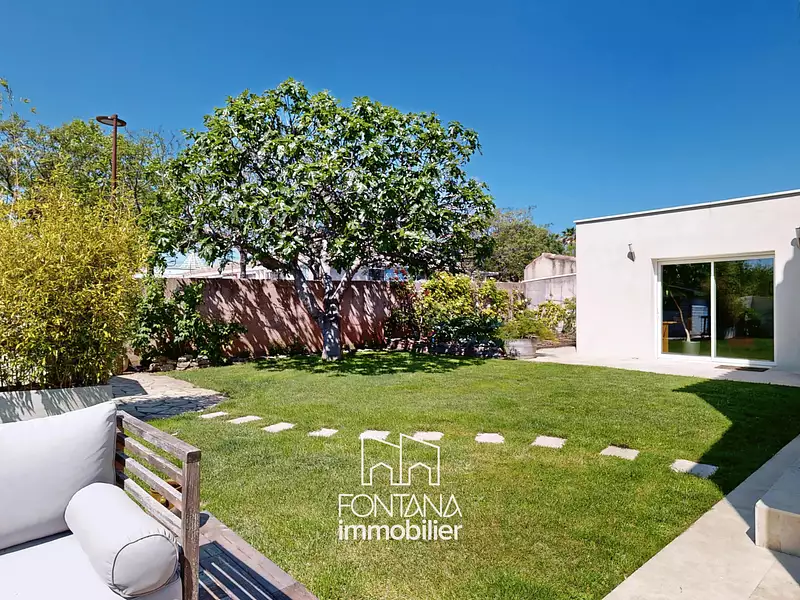 Maison, 169 m²