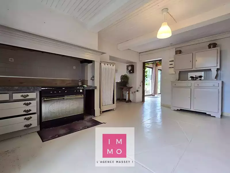Maison, 250 m²