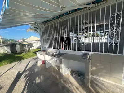 Maison, 230 m²