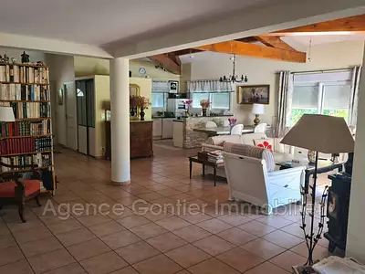 Maison, 136 m²