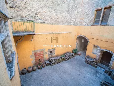 Maison, 325 m²