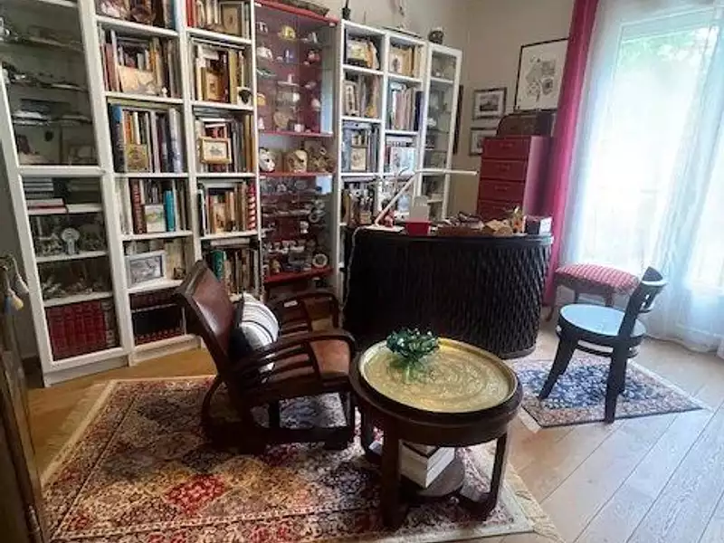Maison, 255 m²
