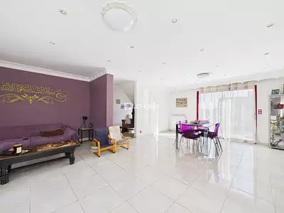 Maison, 184 m²