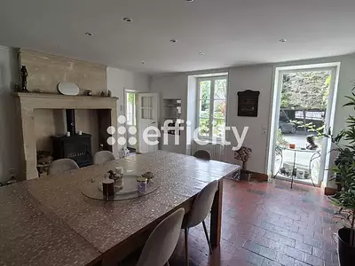 Maison, 310 m²