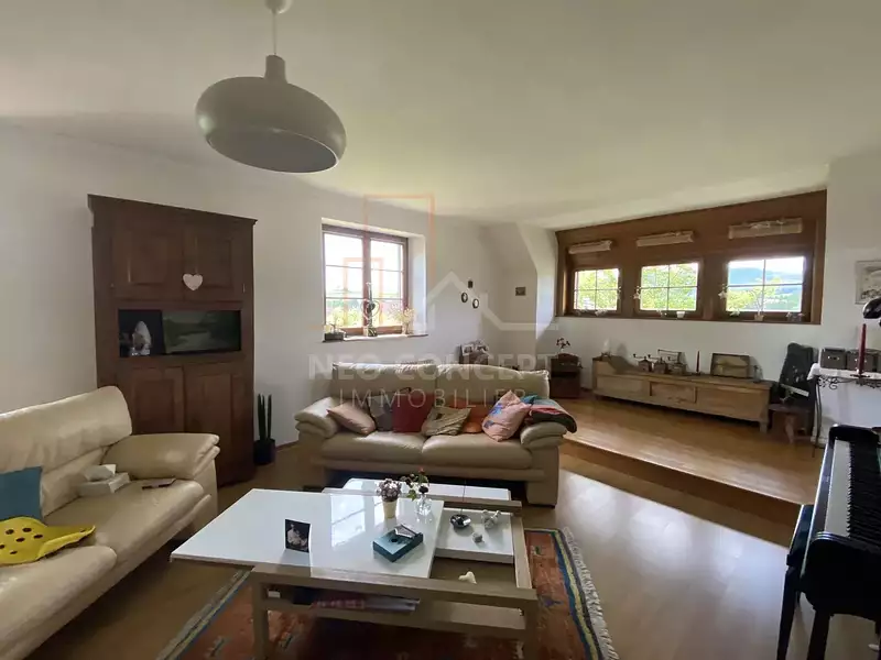 Maison, 227 m²