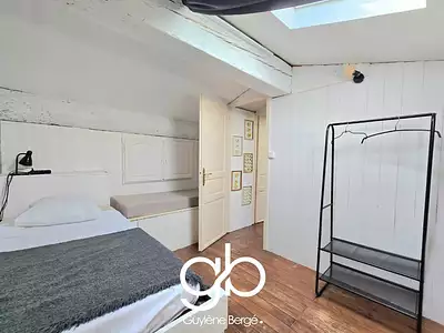 Immeuble, 300 m²