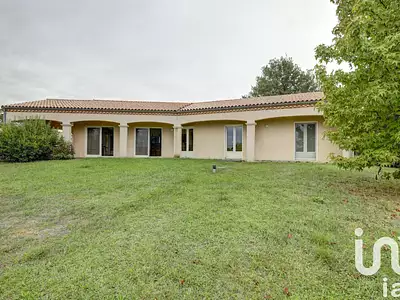Maison, 205 m²