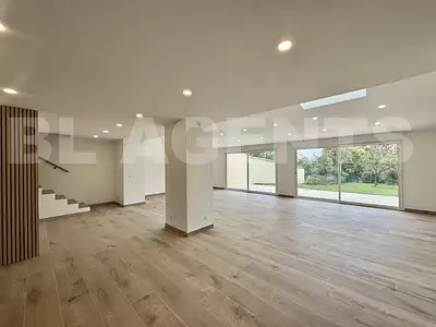 Maison, 184 m²