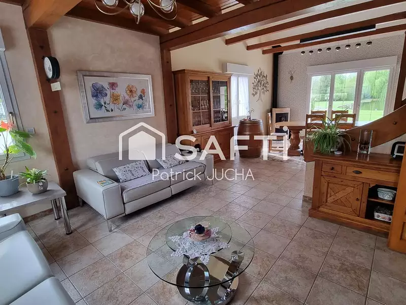Maison, 170 m²