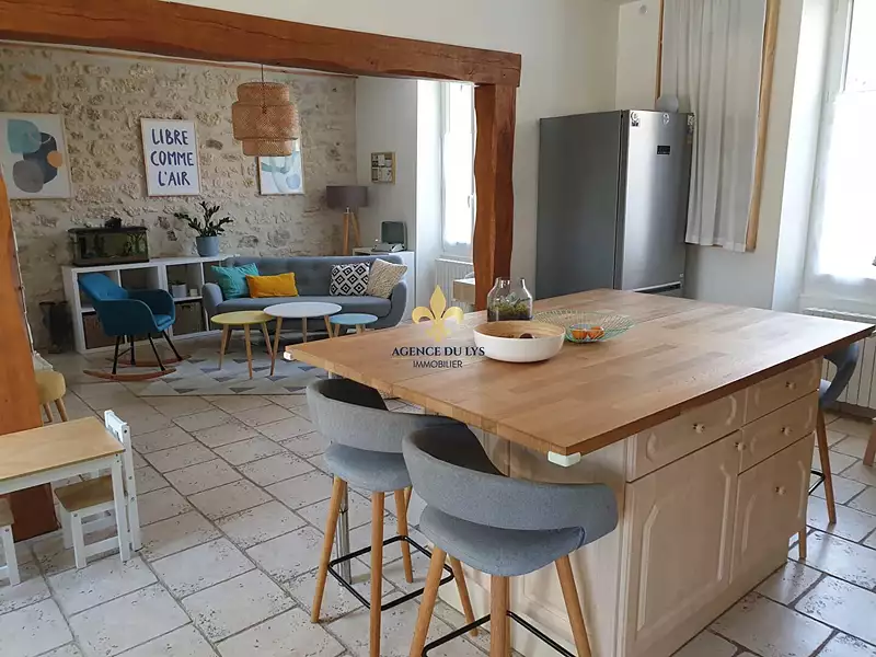 Maison, 185 m²