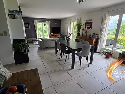 Maison, 208 m²