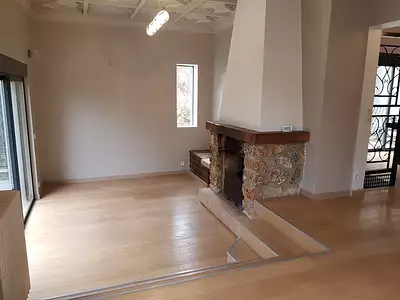 Maison, 230 m²