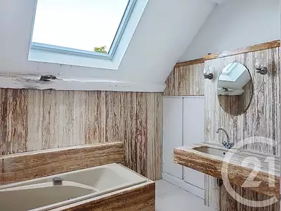 Maison, 192 m²
