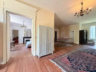 Maison, 840 m²