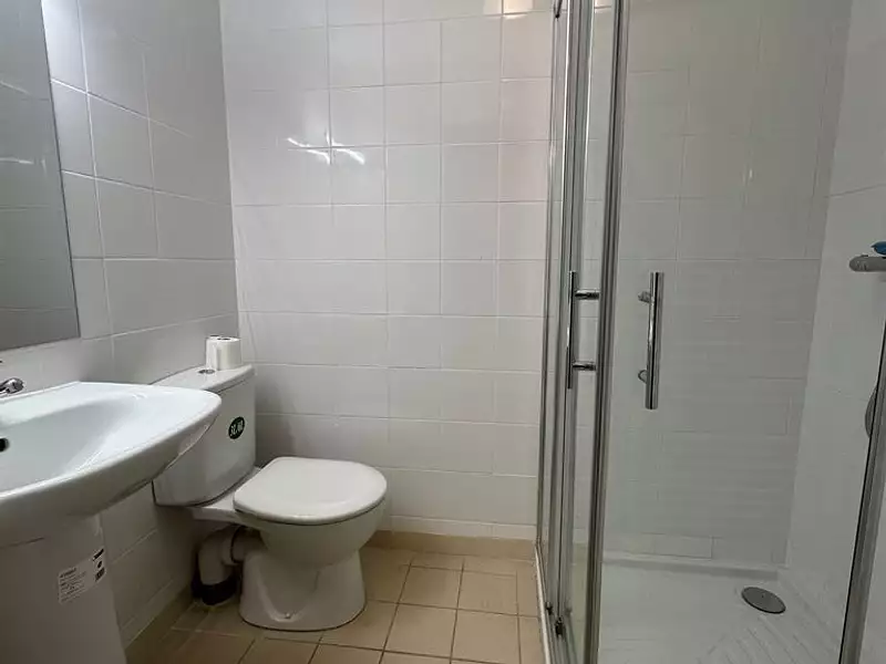 Divers, 80 m²