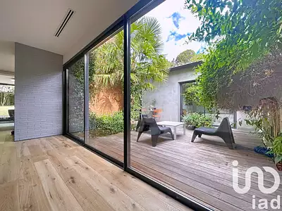 Maison, 197 m²