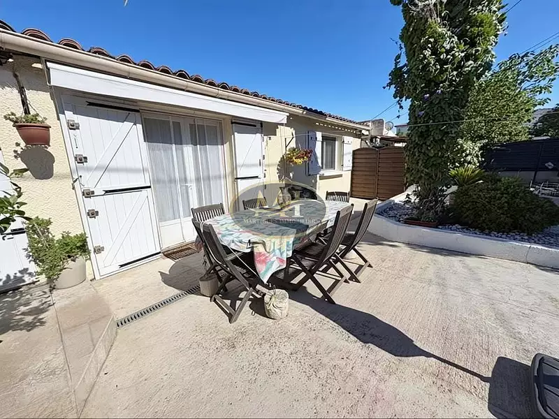 Maison, 75 m²