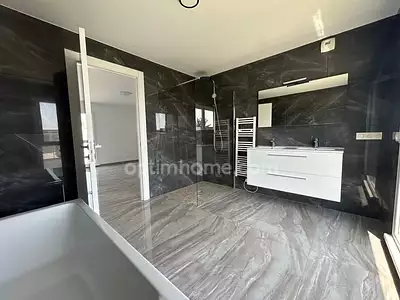 Maison, 138 m²