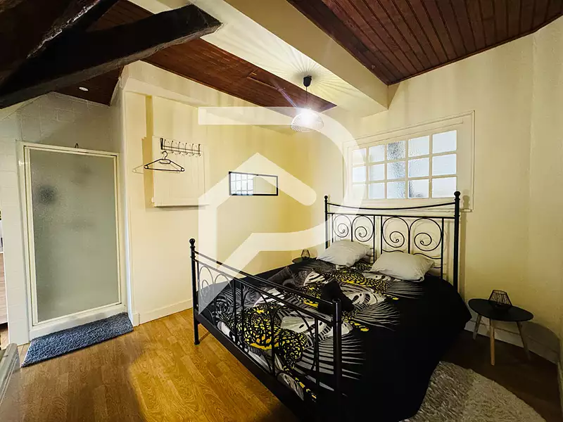 Immeuble, 154 m²