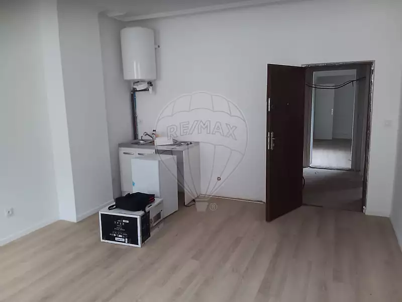 Immeuble, 220 m²