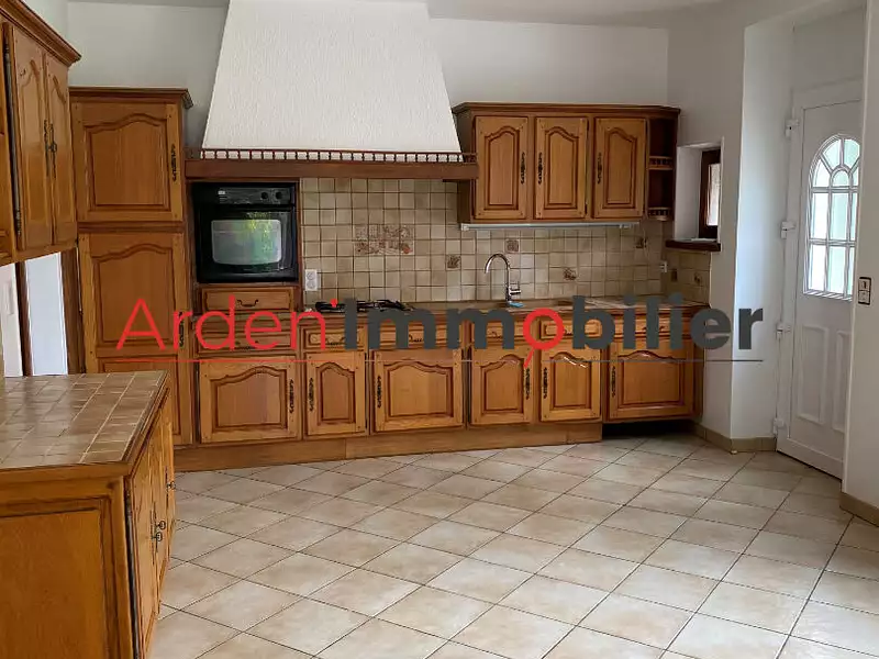 Maison, 121 m²