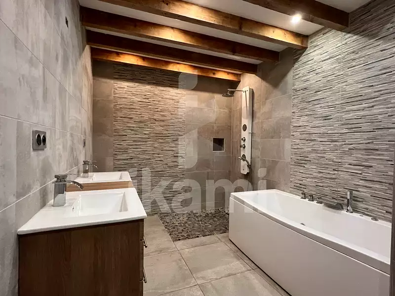 Maison, 190 m²